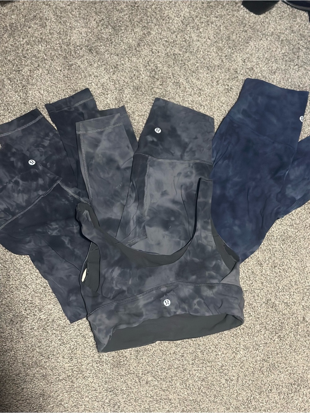 Lululemon Black Tie-Dye Active Leggings & Sports Bra Set